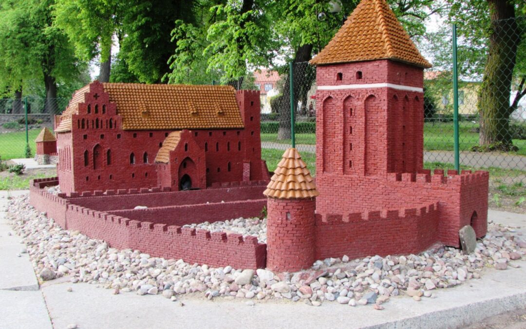PARK MINIATUR ZAMKÓW KRZYŻACKICH W CHEŁMNIE