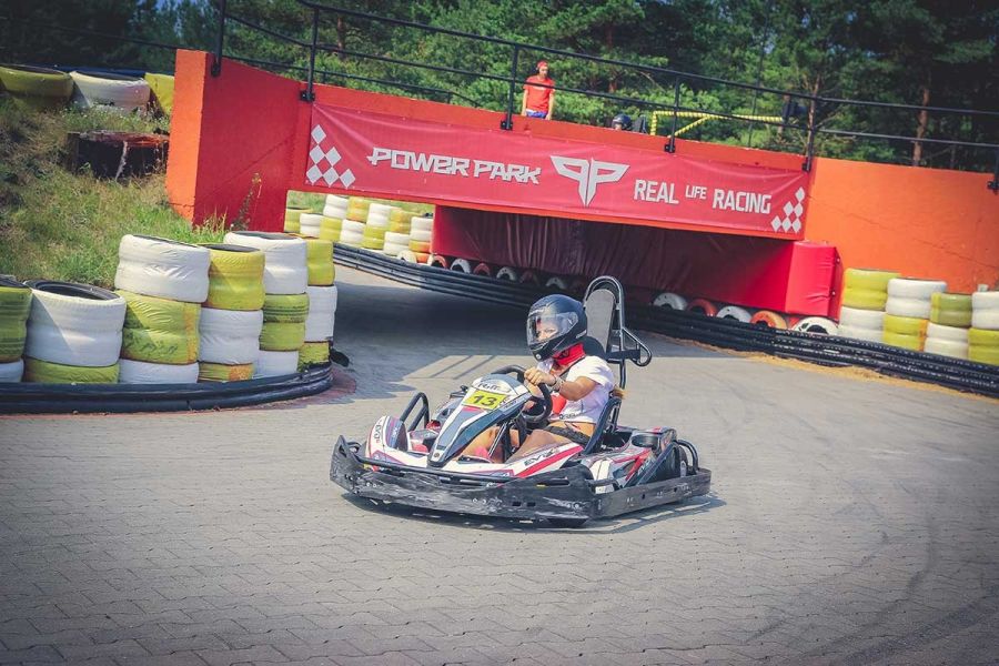 POWER PARK – TOR KARTINGOWY W ŁEBIE
