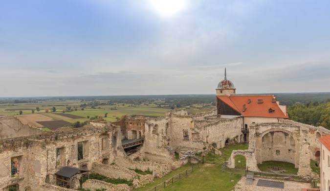 ZAMEK W JANOWCU K. KAZIMIERZA DOLNEGO